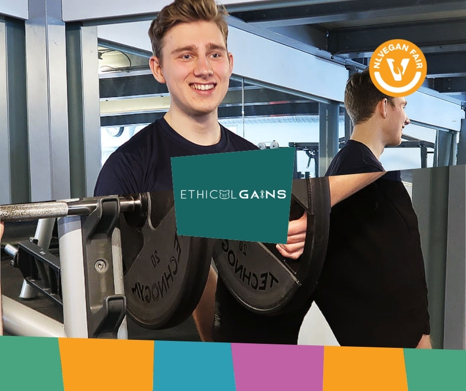 Man bij fitnessapparaat van Ethical Gains