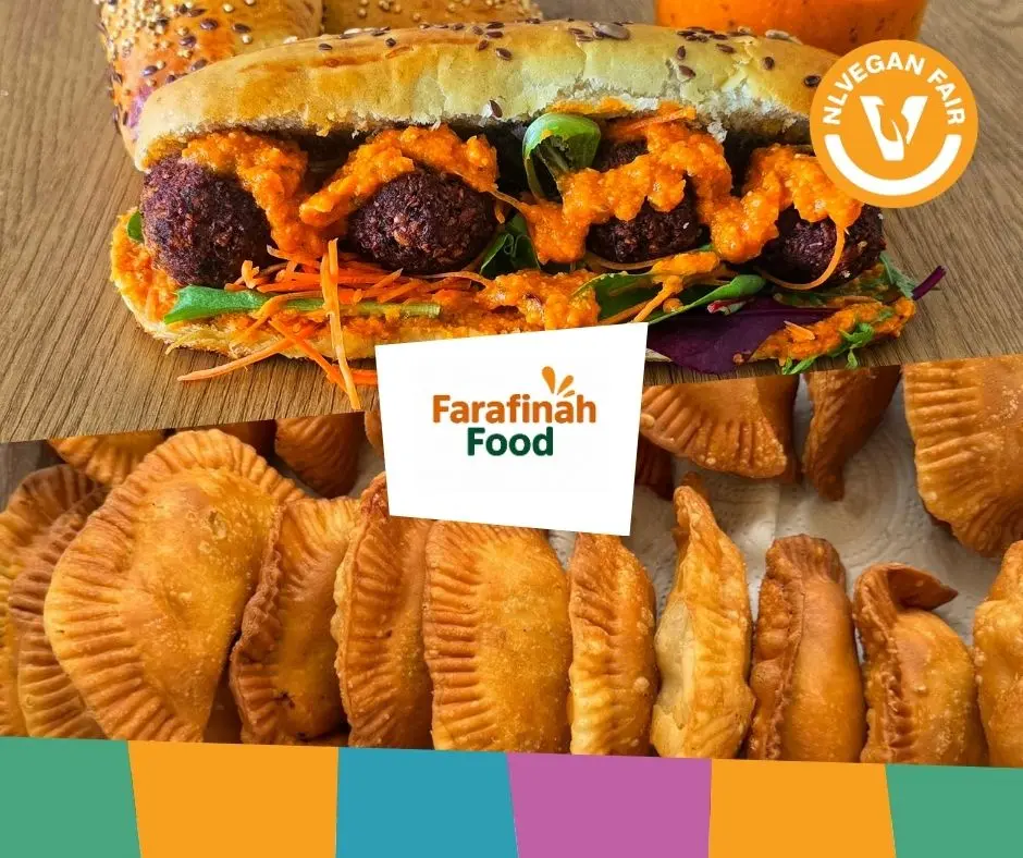 Twee afbeeldingen van Senegalese vegan hapjes met daarvoor het logo van Farafinah Food en dat van NlVegan Fair.