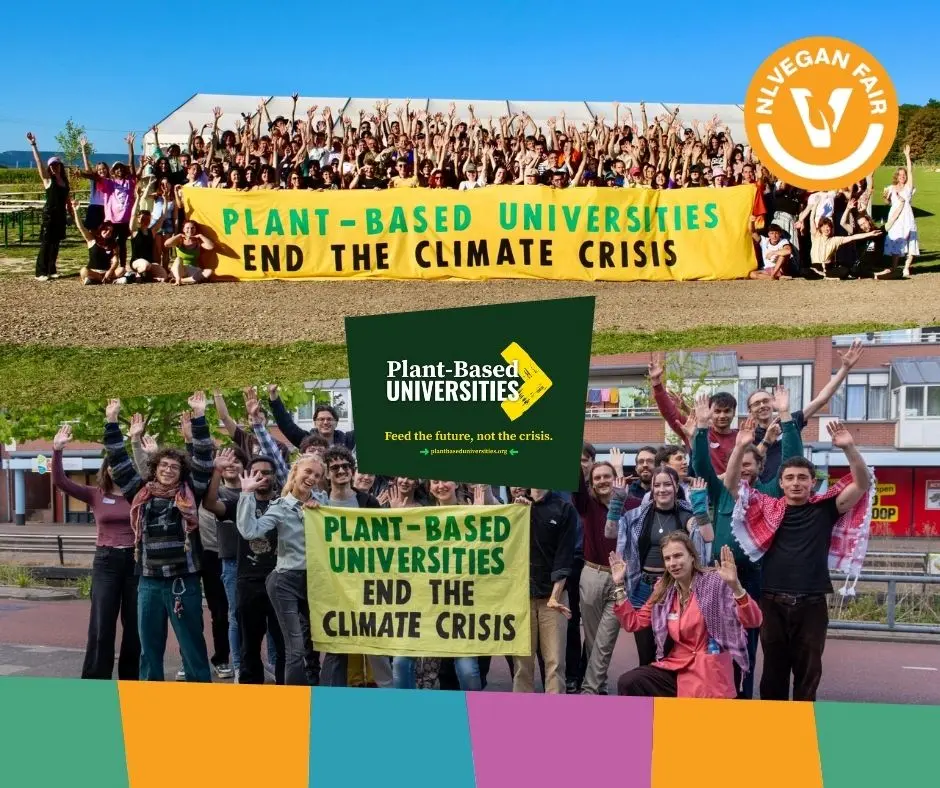 Plantbased universities_Veganfair_2026 Twee afbeeldingen van groepen mensen met banners van plant-based universities met daarvoor hun logo en het logo van NL Vegan Fair