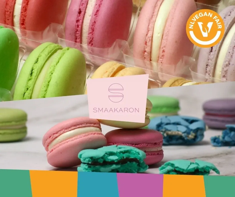 Smaakaron_Veganfair_2026 AFbeeldingen van vegan Smaakarons met daarvoor hun logo en dat van NLVegan Fair.